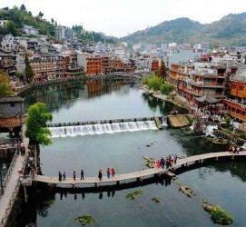 内江长沙旅游攻略(长沙旅游攻略景点必去二日游)