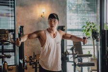 内江肌肉男模(肌肉男模板)