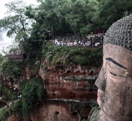 内江乐山旅游攻略(乐山旅游攻略1日游)