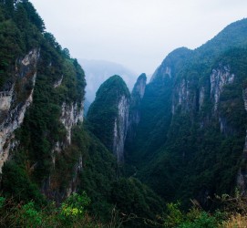 内江伴游中国带你去湘西(湘西跟团旅游)