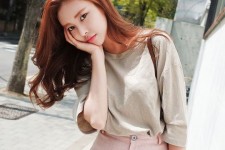 内江韩国女模特(韩国女模特泳装表寅)