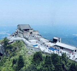 内江湖南旅游攻略(武汉到湖南旅游攻略)