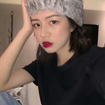 内江伴游女生陈思瑶的资料