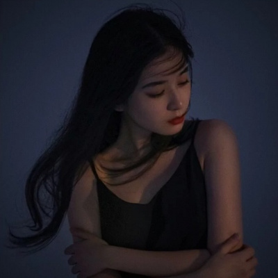 内江伴游女生谢悦悦的资料