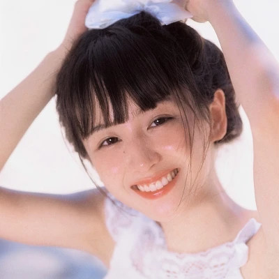 内江伴游女生唐未央的资料