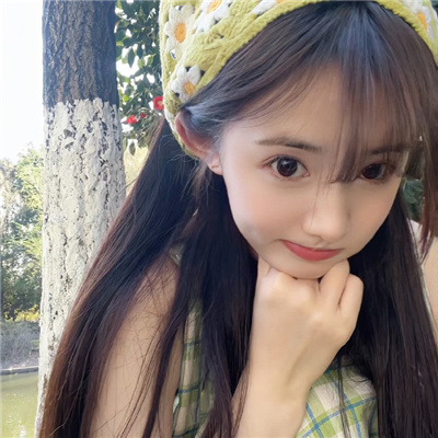 内江伴游女生上官鹤影的资料