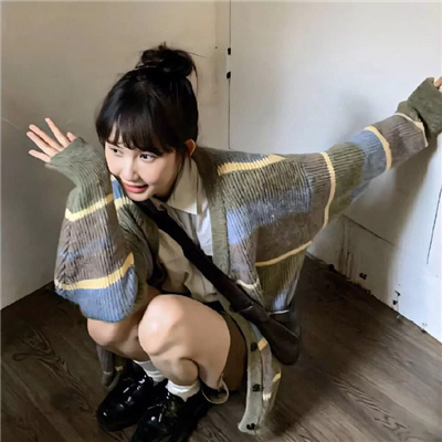 内江伴游女生方镜月的资料